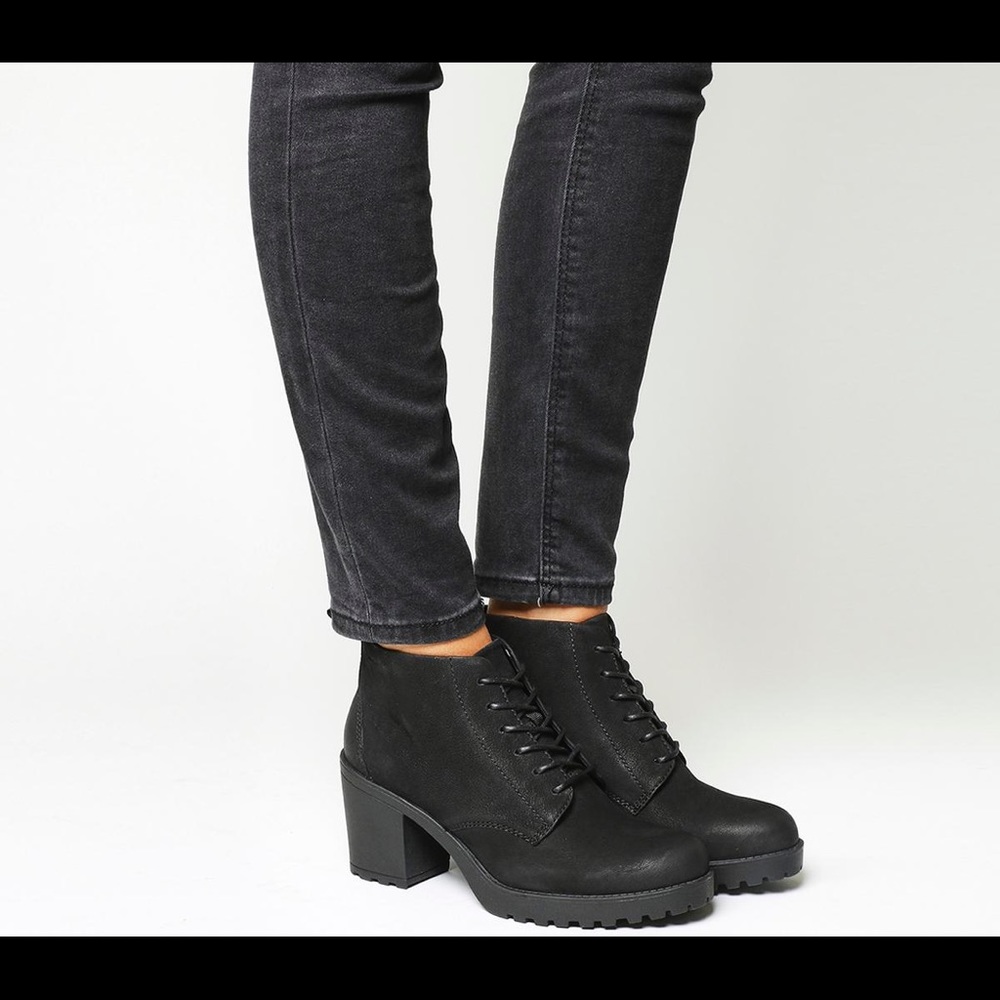 Vagabond grace black heeled boots, size 38. New